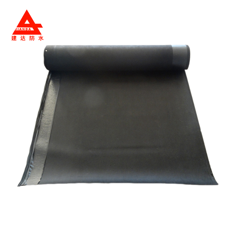 Europe Standard Asphalt Shingle Roof Underlayment Polyester Reinforced Fabric Cover