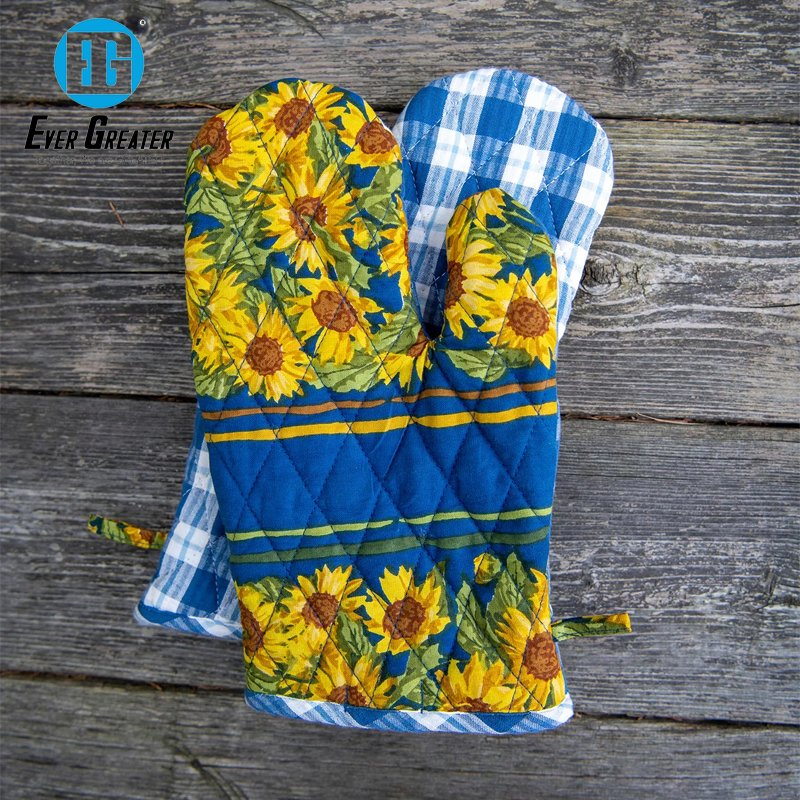 Remium Custom Christmas Oven Mitts Heat Resistant Cotton Baking Gloves for Holiday Cooking Printed and Personalized Designs