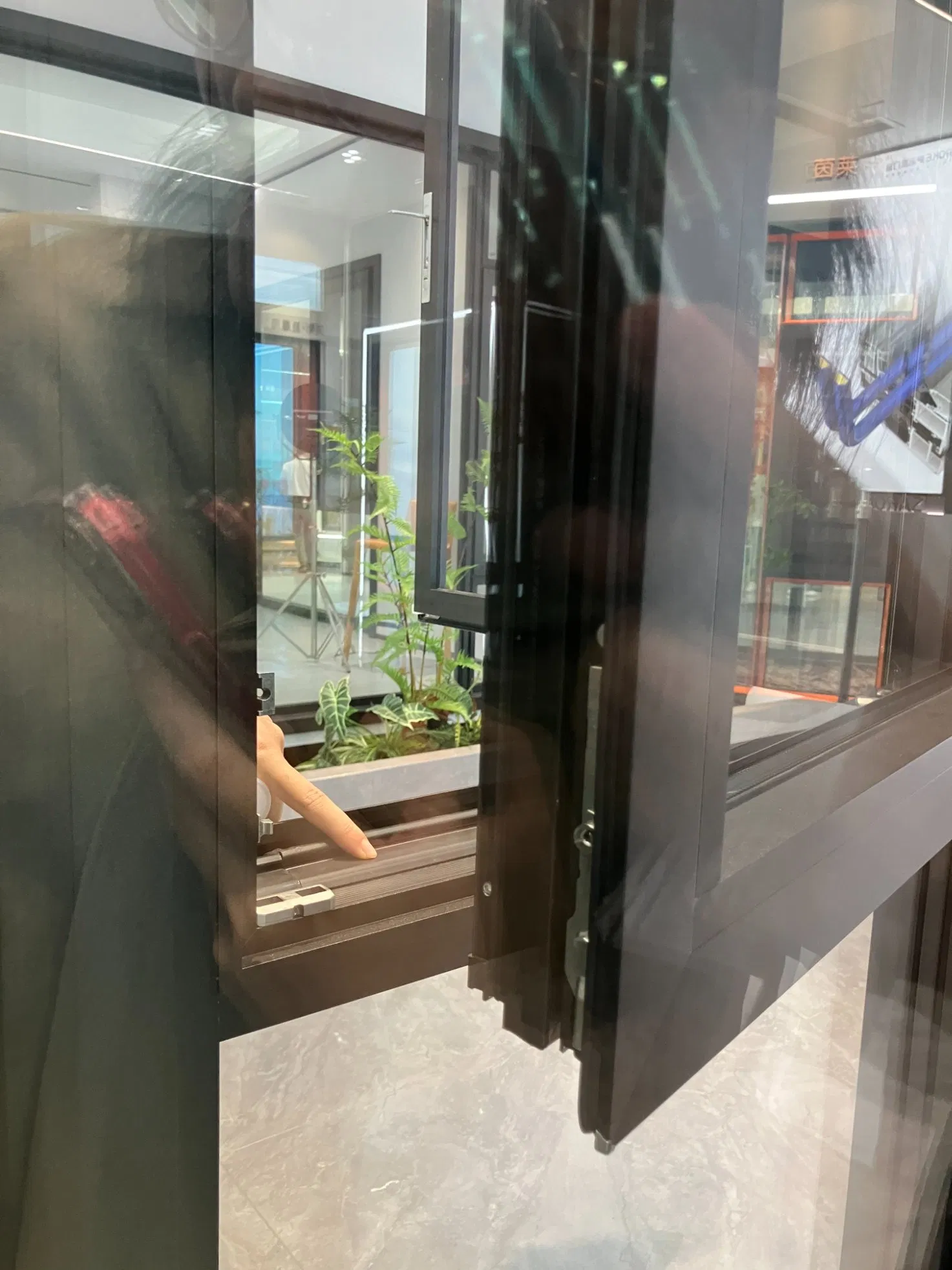 Sleek Modern Aluminum Windows and Doors for Stylish Homes