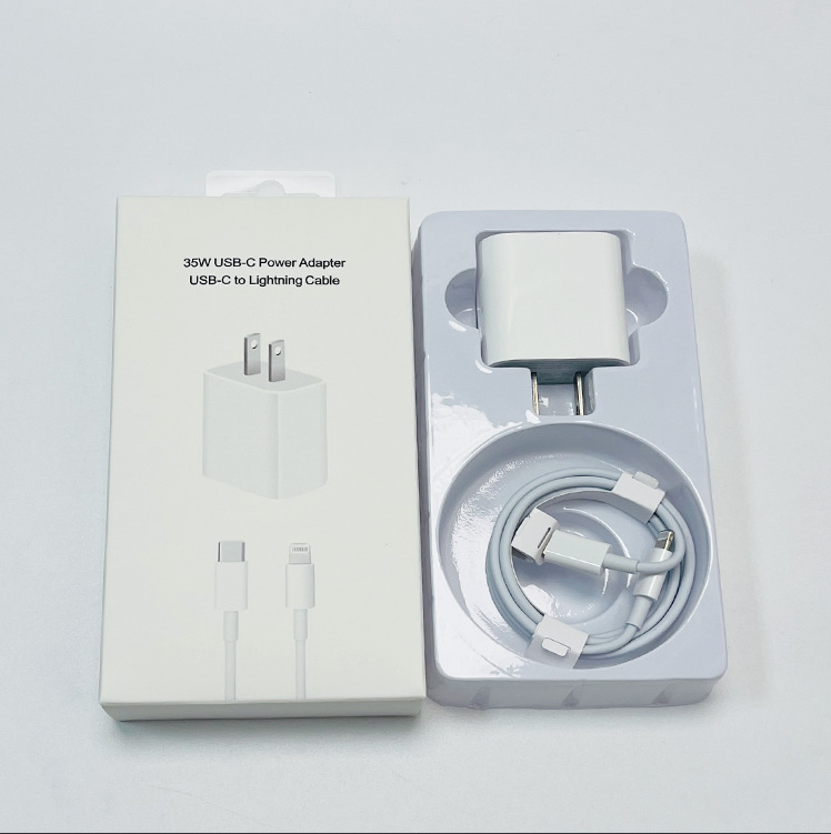 Зарядное устройство 20W USB-C с кабелем (US/EU/UK)