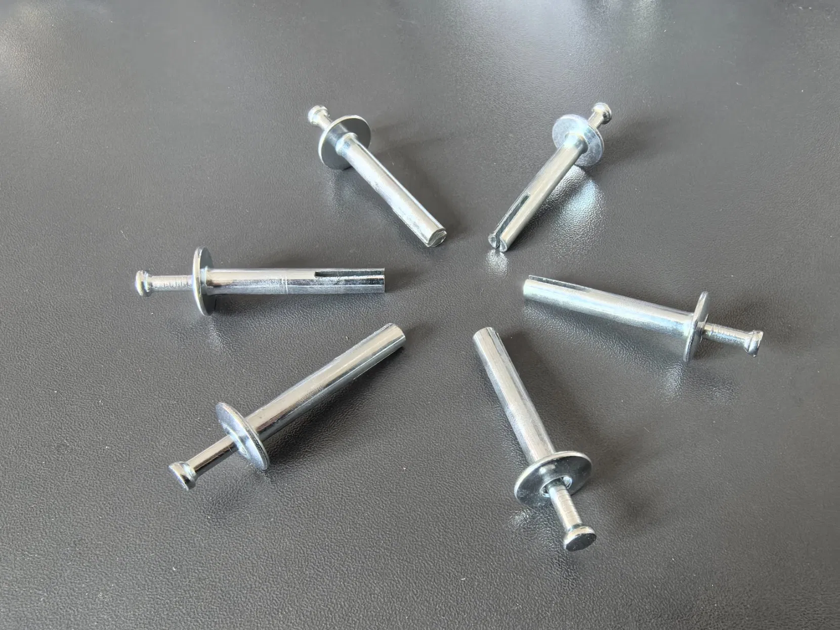 American Hammer Drive Anchor/Strike-in Expansion Screw/Hammer Drive Expansion Anchor