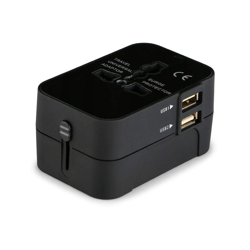 Универсальная розетка для путешествий с USB