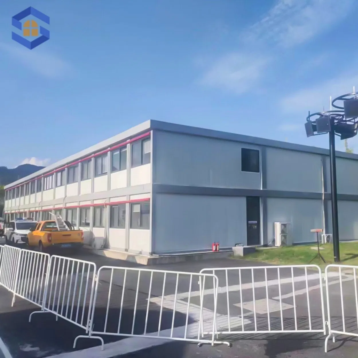 Design Studio Multilayer Compact Foldable Container Office Unit