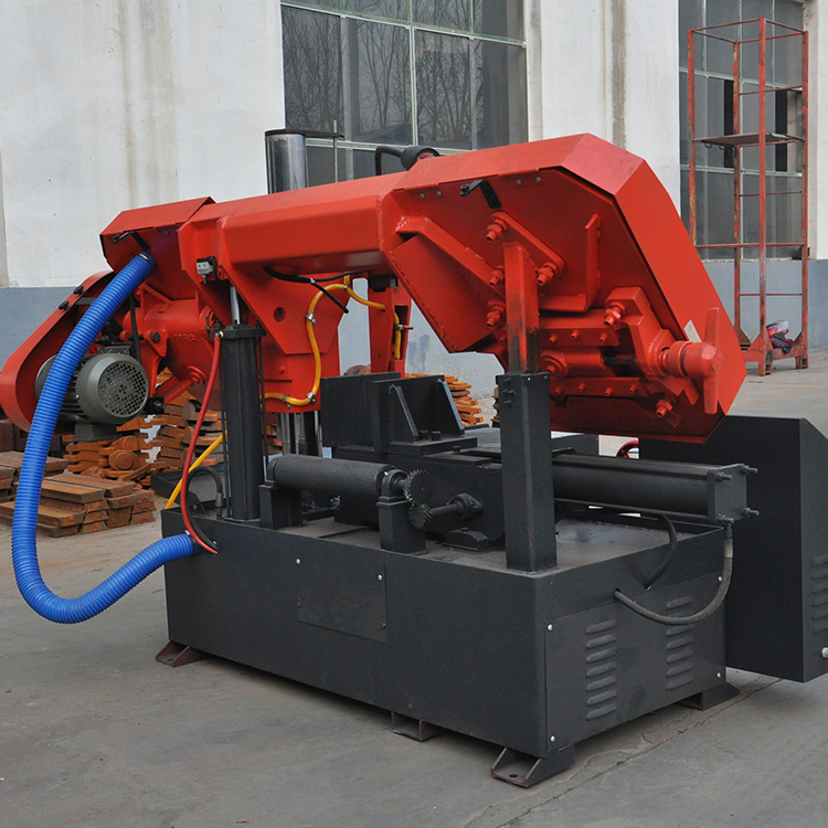 Ленточная пила по металлу