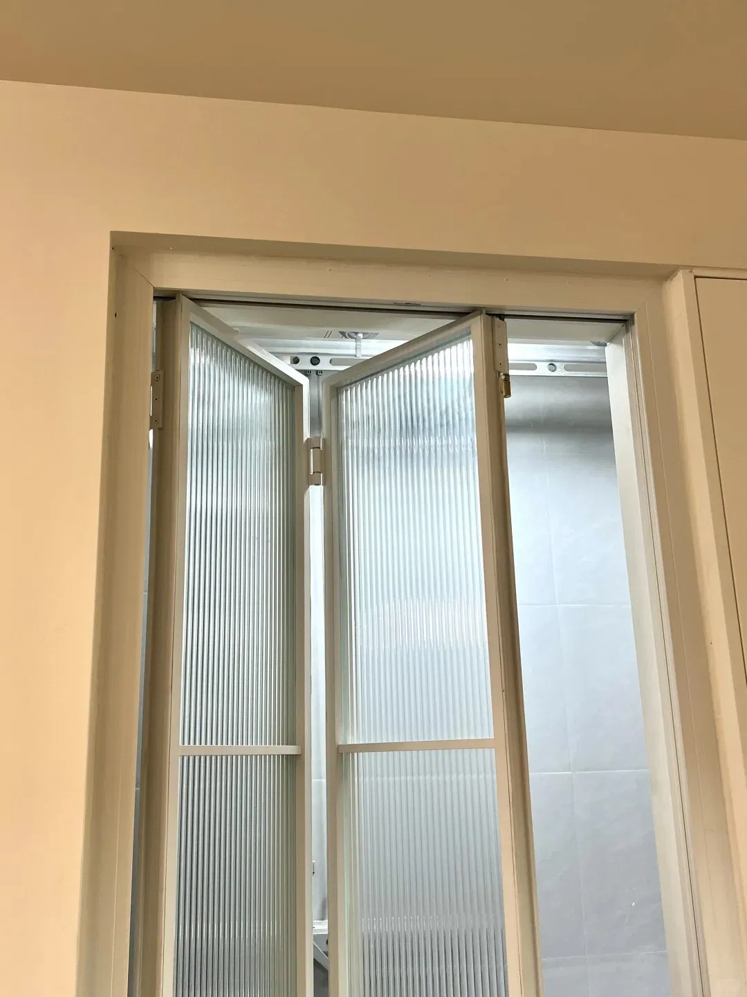 2025 New Trends Customized PVC Folding Door Guangdong China Home Furniture