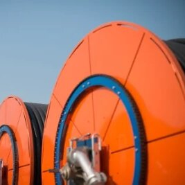 Water Saving Agricultural Farm Large Hose Reel Irrigation Sprinkler Machinery