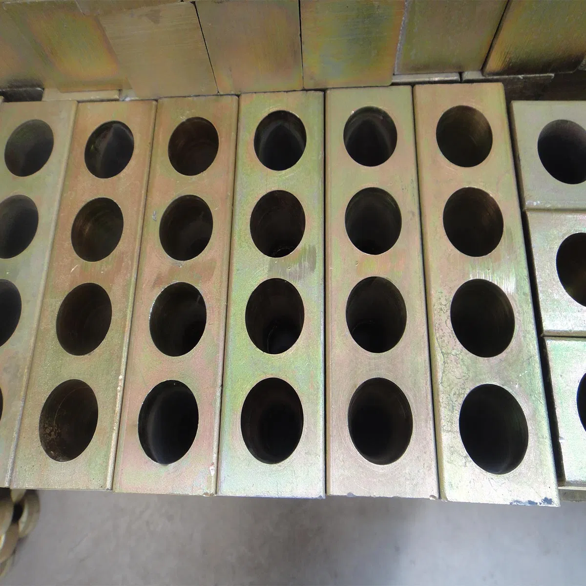 Lec Yjm Post Tensioned Bonded Anchor System