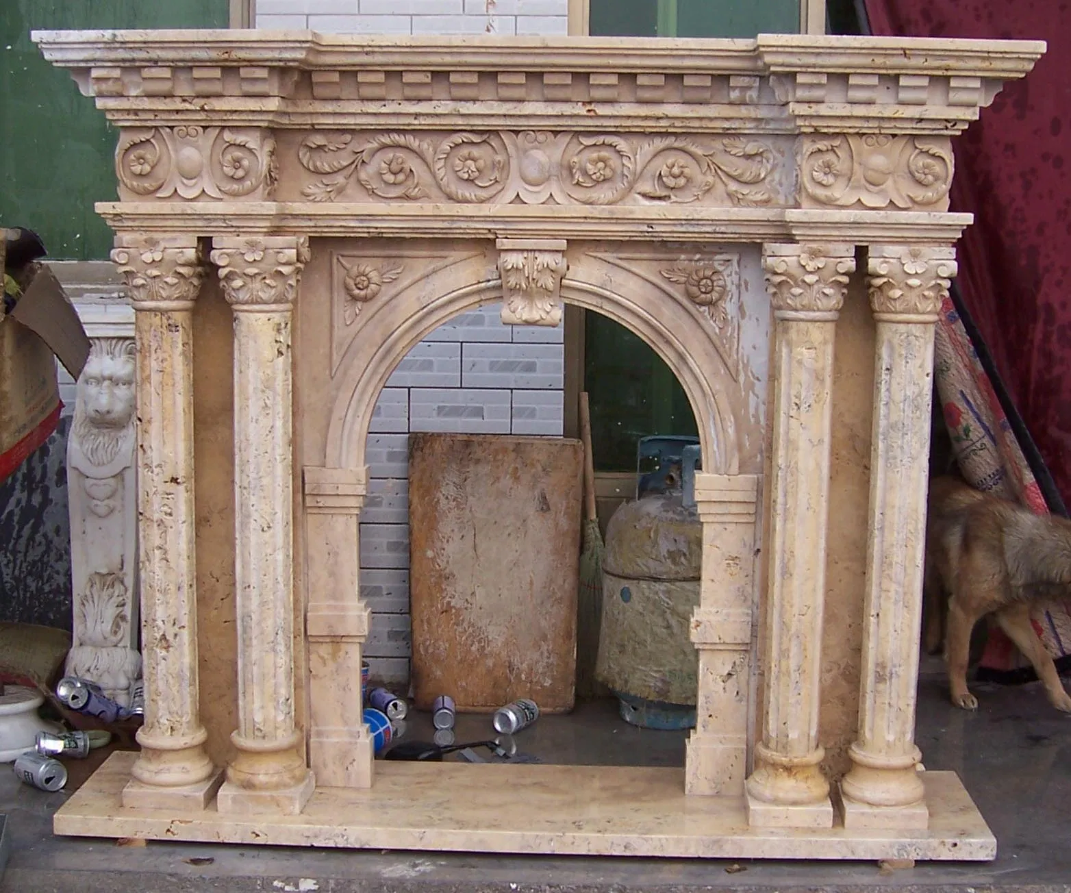 Hand Carving Fireplace Natural Marble Customize Beige/White Fireplace Mantel