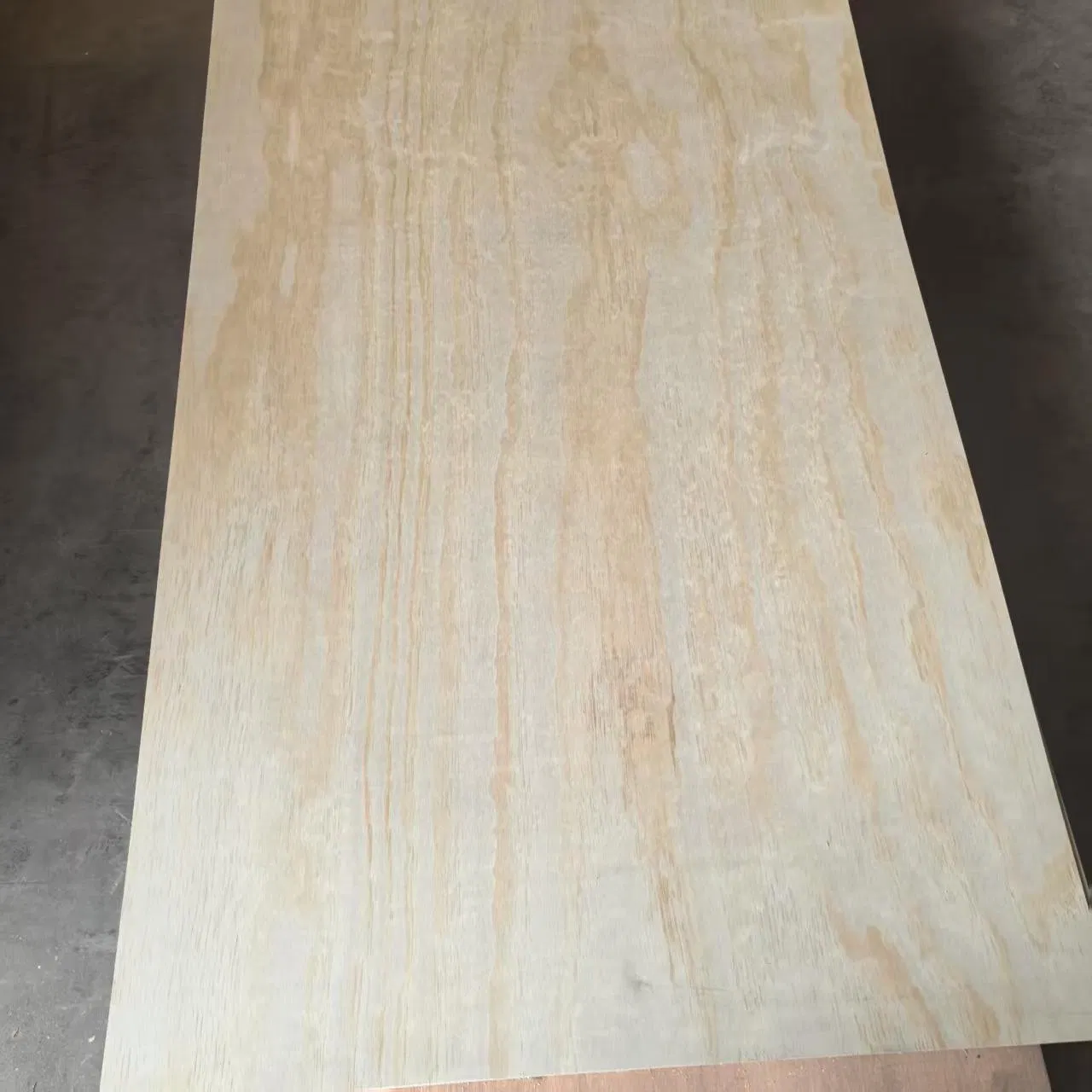 3.2X610X2020mm Bintangor Face Door Skin Plywood Wood Door