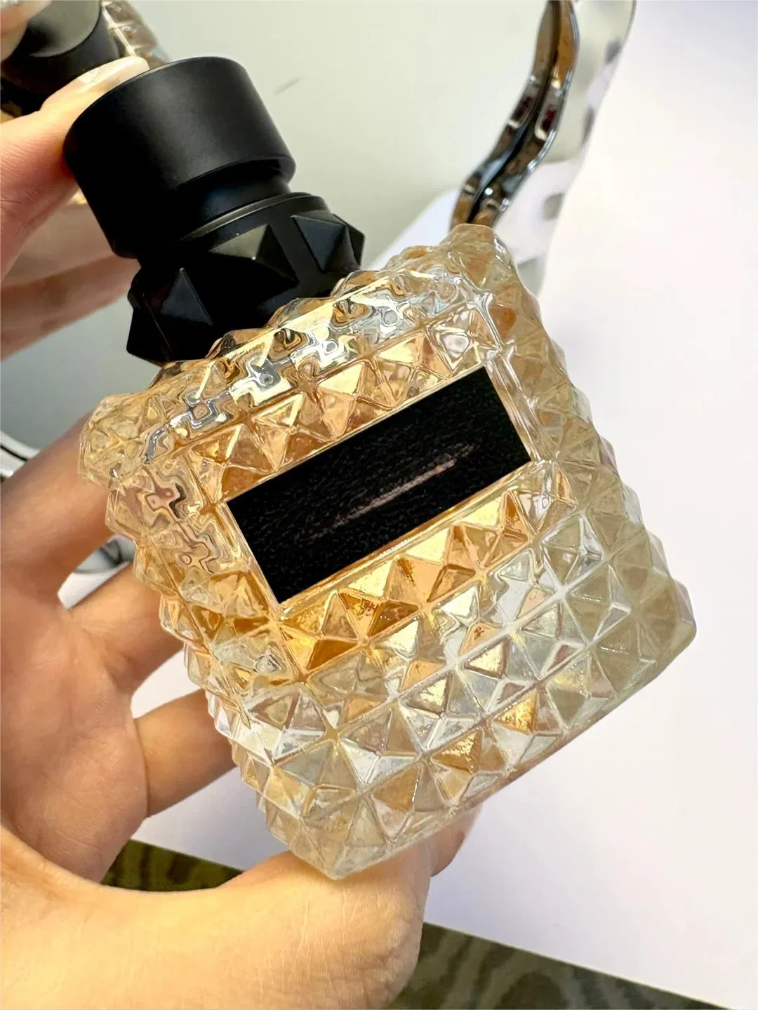 Женские духи Eau de Parfum, цветочные, 100 мл