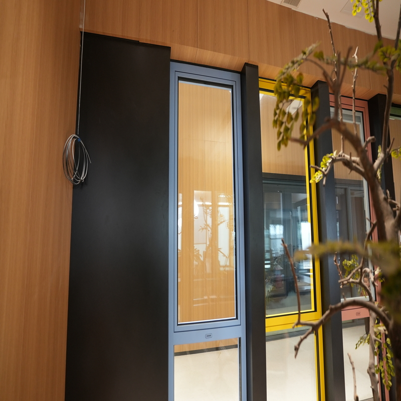 Энергоэффективное алюминиевое окно с терморазрывом