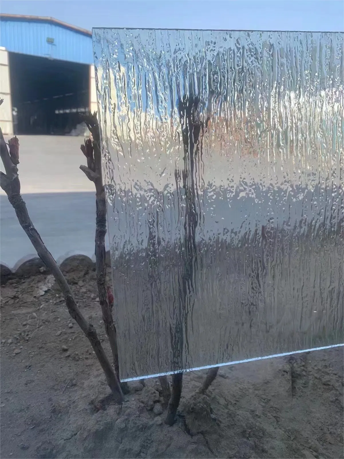 3mm-8mm Blue Clear Tinted Fluted Moru Corrugated Patterned Figured Textured Glass Sheet