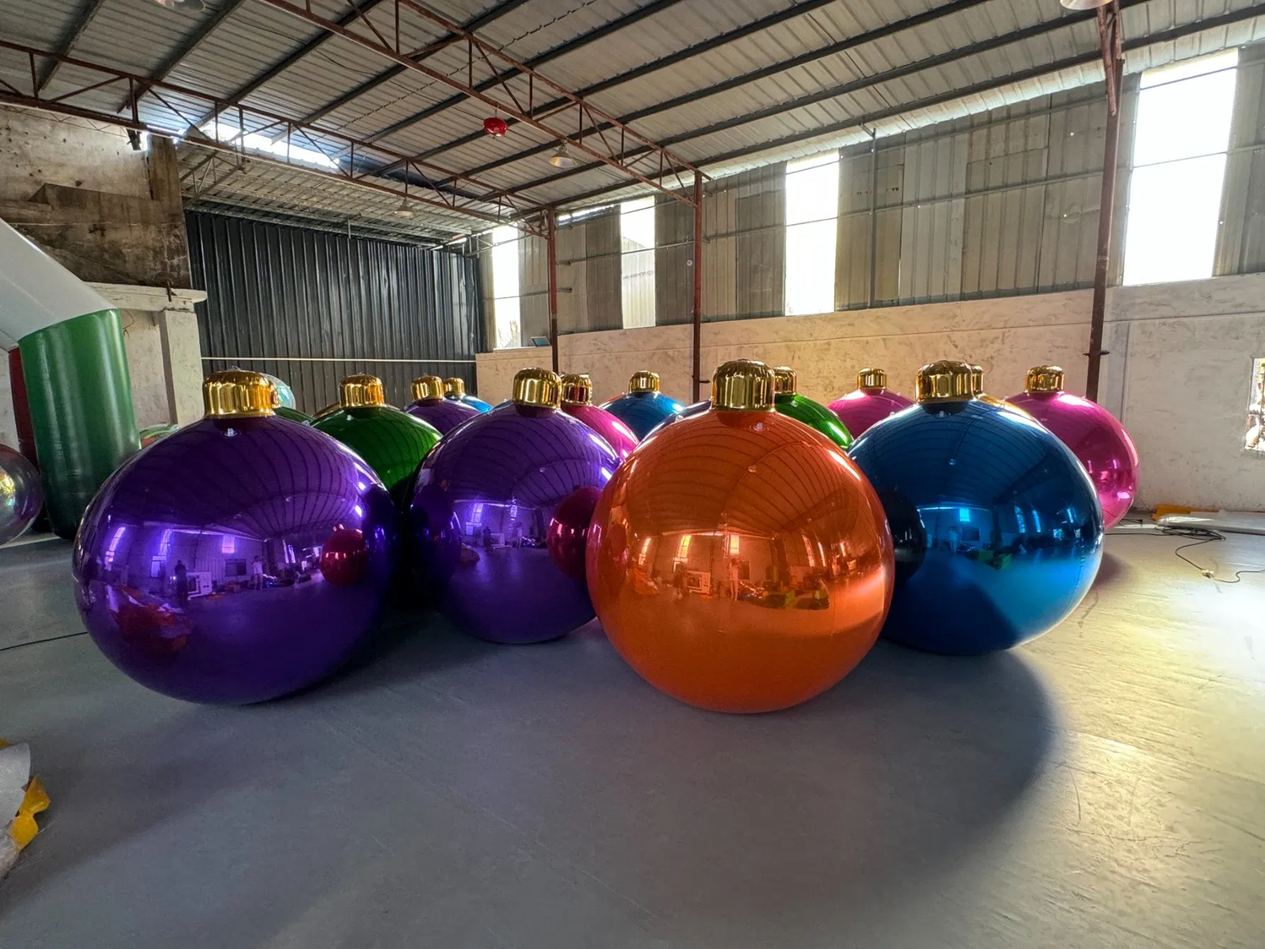 Custom Large PVC Inflatable Mirror Ball for Event Decoration