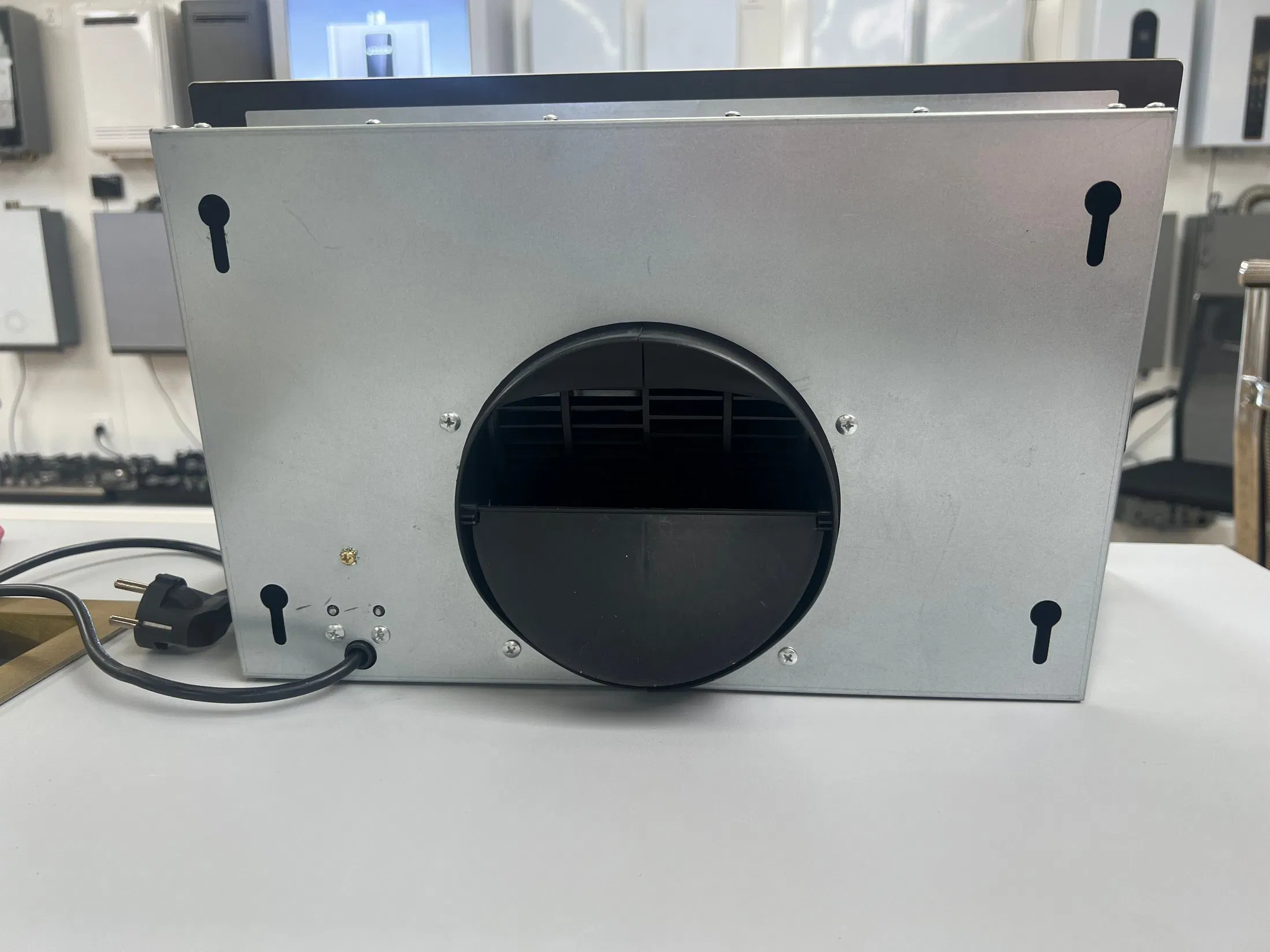 Sleek Stainless Steel Built-in Kitchen Range Hood for Modern Homes, Ensuring Powerful, Ultra-Quiet, and Effortless Ventilation Performance