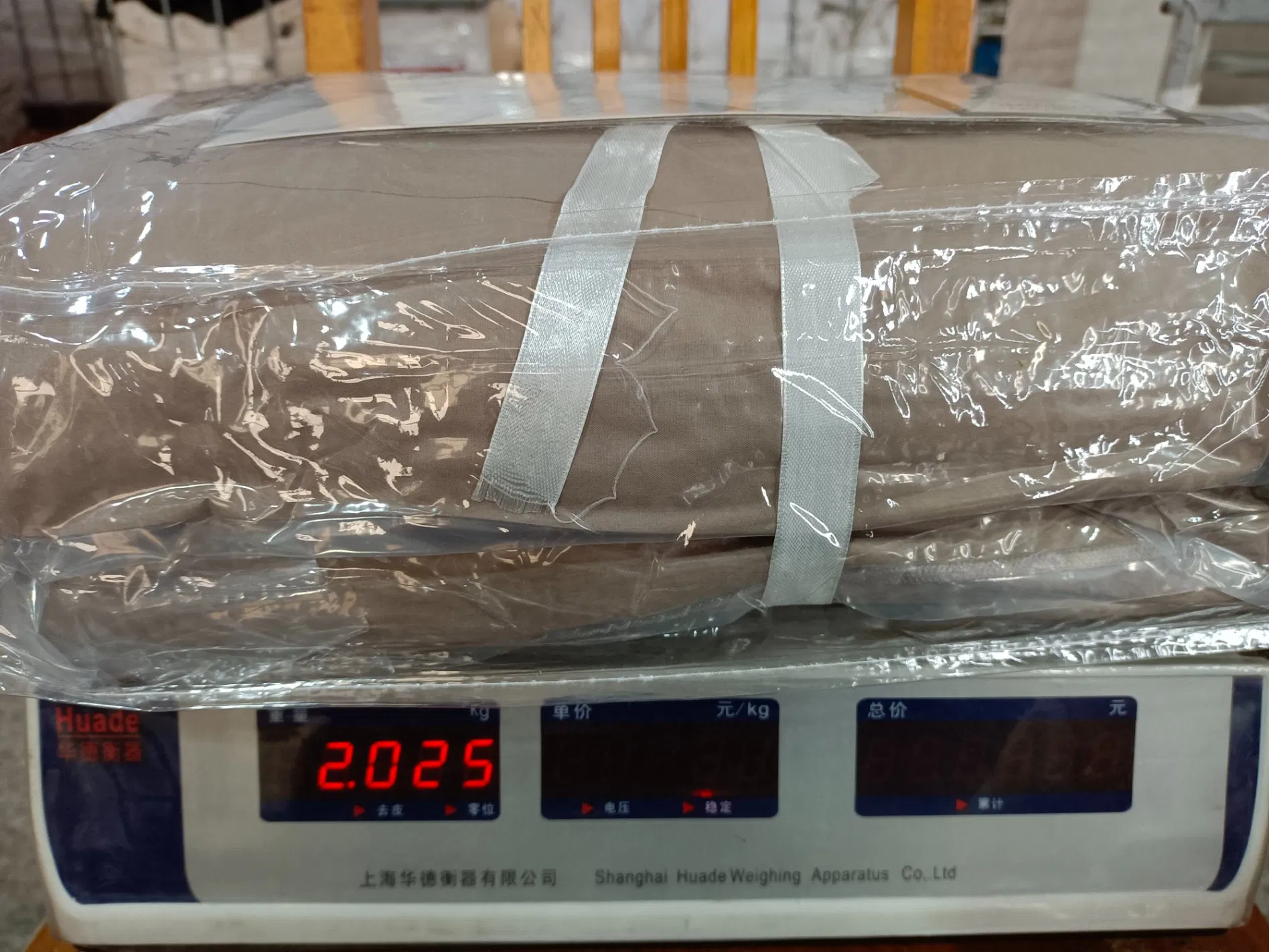 Alternative Quilted Duvet Insert with Corner Tabs Winter Warm Machine Washable Sand