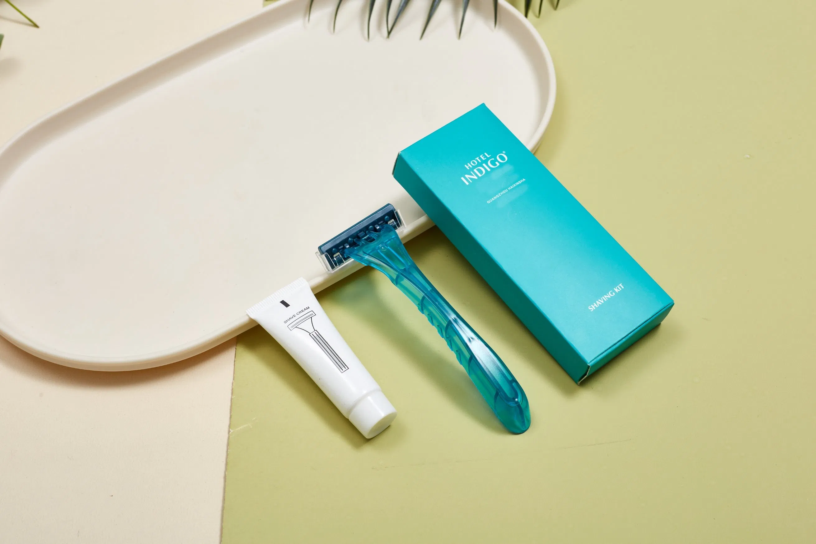 Hotel Amenities Kit Economic Customizable Hotel Toiletries-Shaving Comb