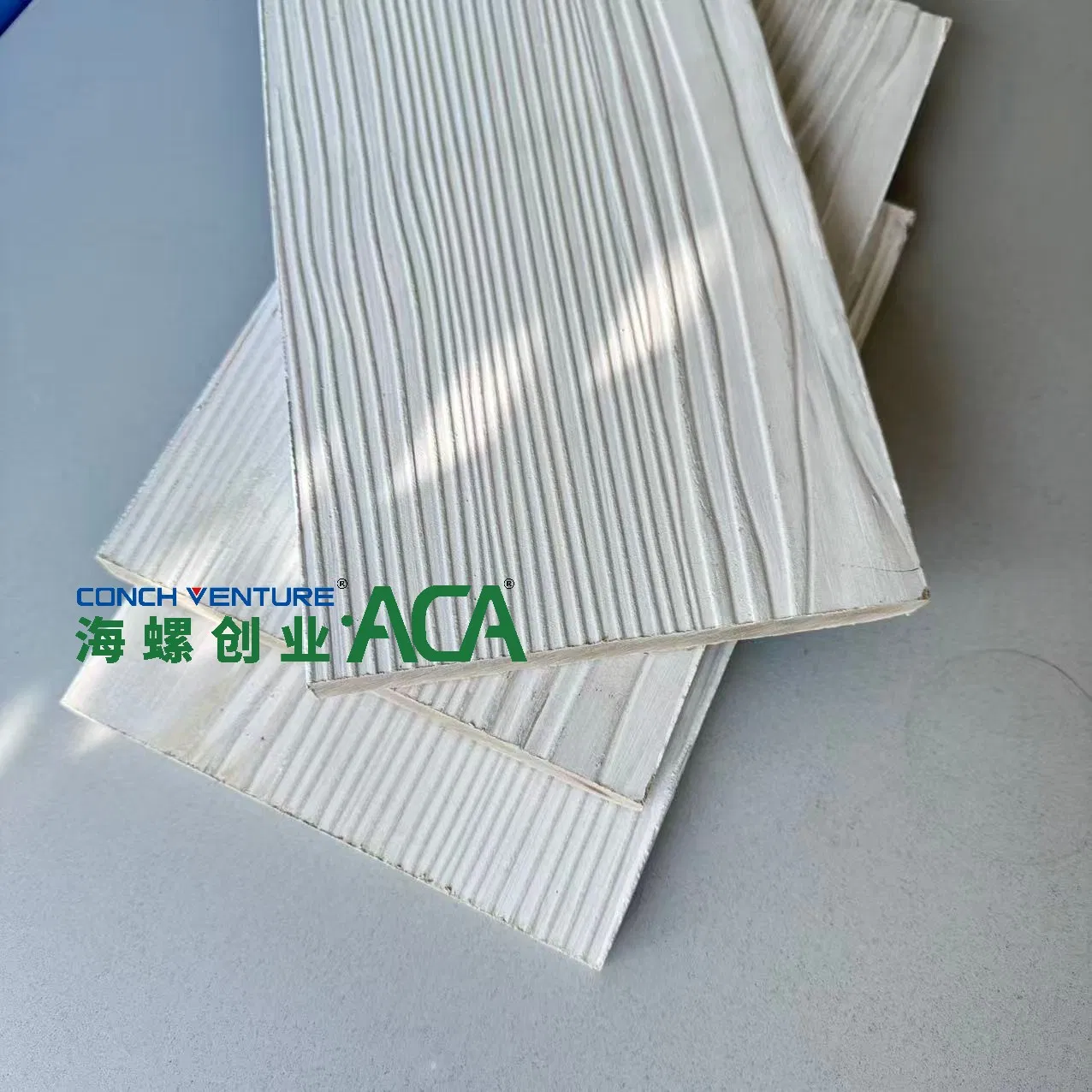 High-Strength Wood Grain Fiber Cement Siding in Custom Colors Available