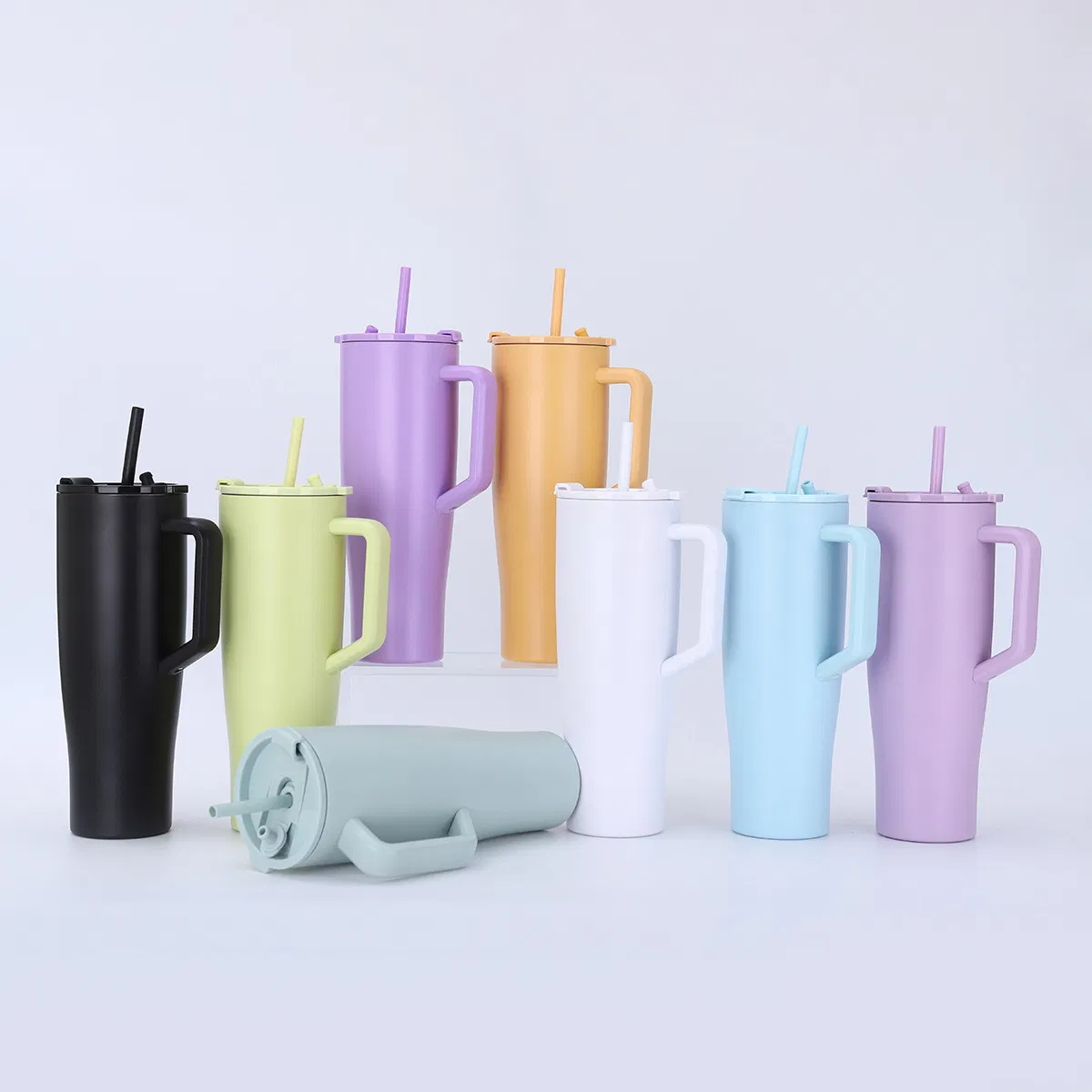 2025 Insulated Tumbler Tumbler 40oz Leakproof Water Bottle Tumbler with Straw