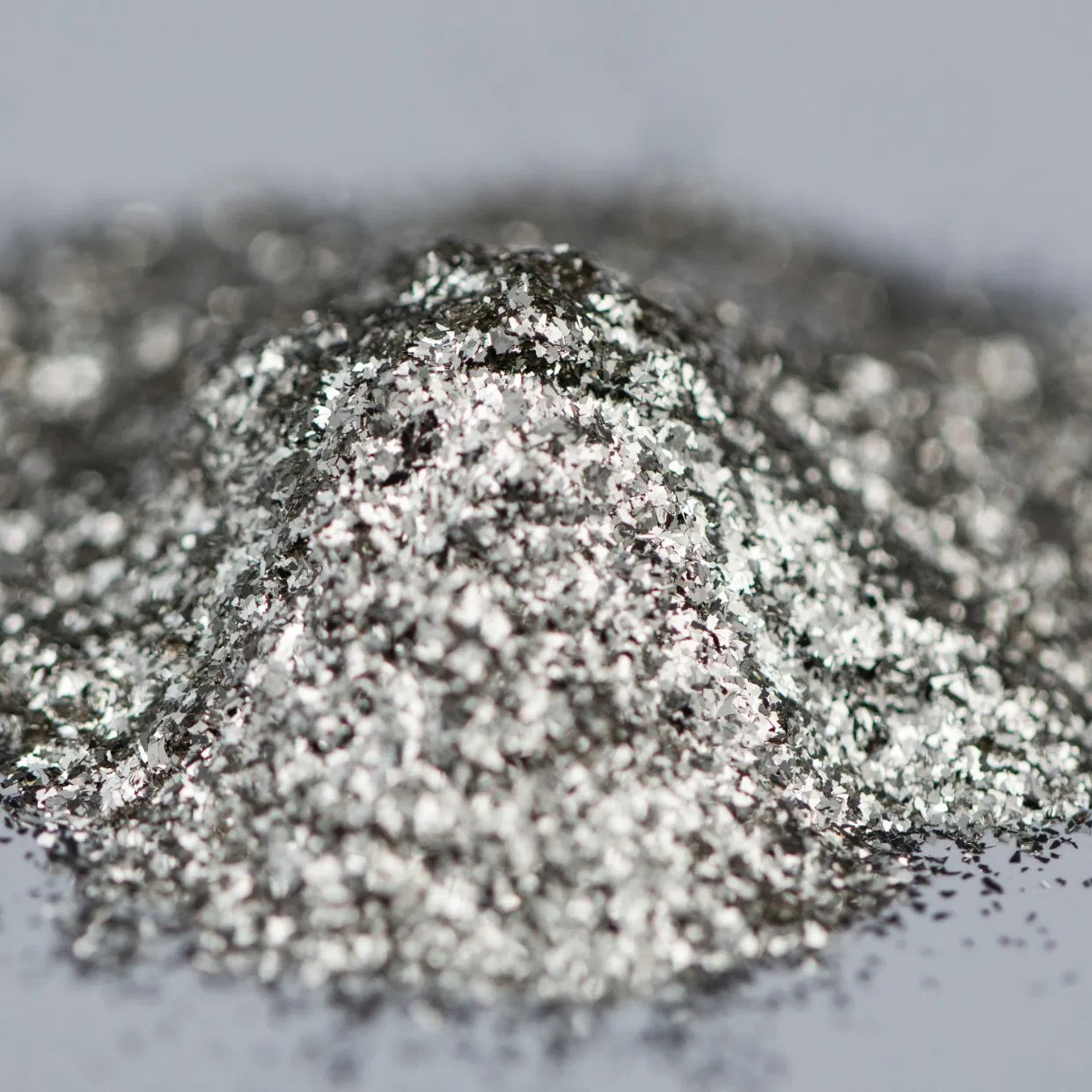 Pearl Pigment V200 Glass Flake Pure Silver Mirror Effect Nail Art Coating Strongest Swaying 3D Stereoscopic Luster Effect Nail