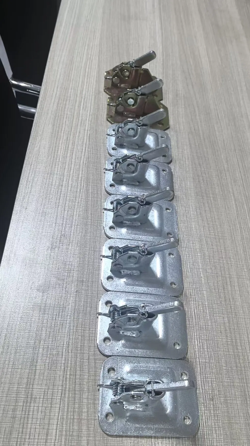 Galvanizing Formwork Stamped Steel Rebar Clamp Spring Clamp