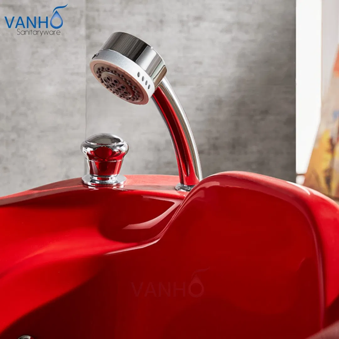 Детская ванночка в виде машинки для малышей