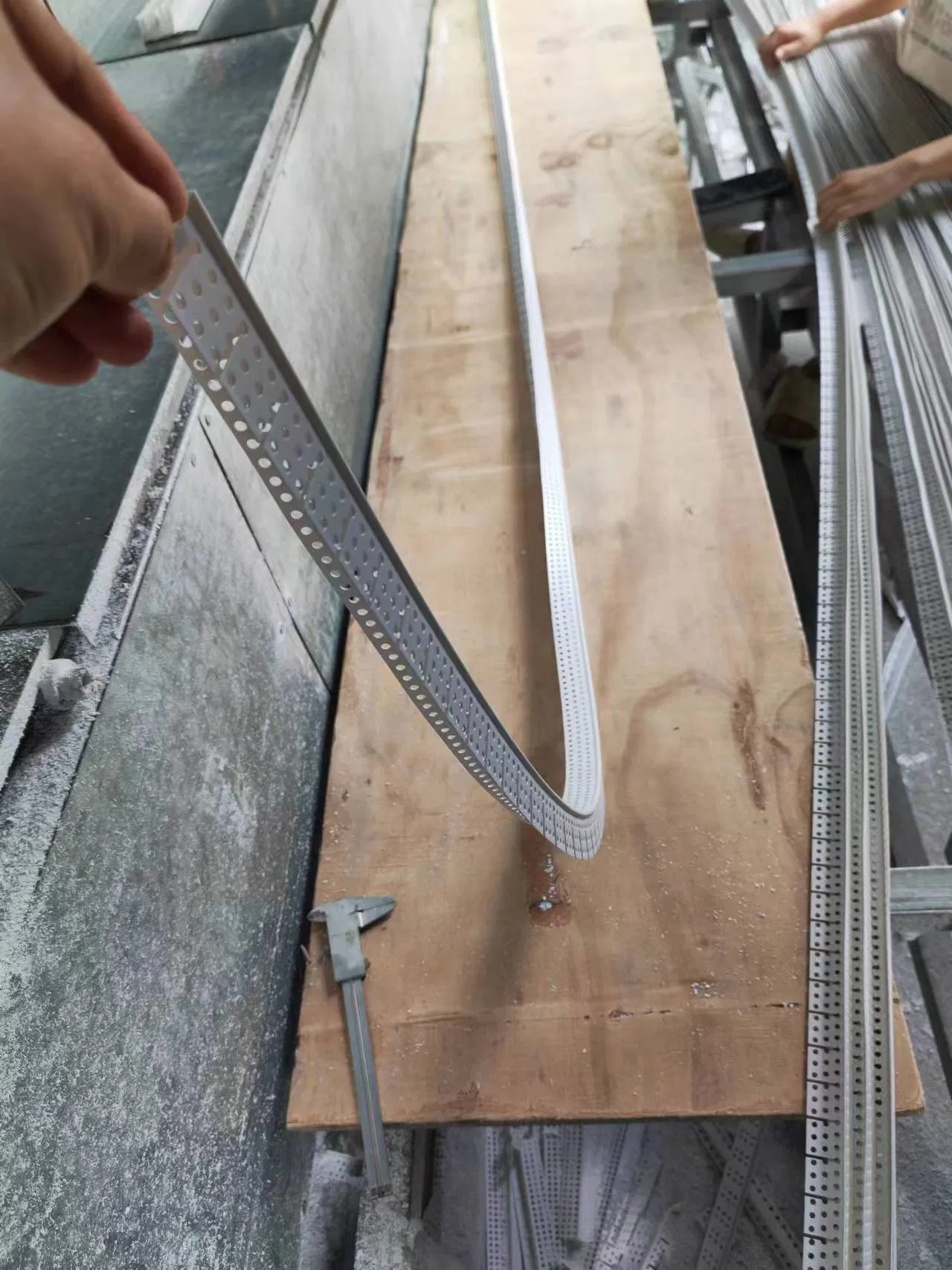 Flexible PVC Corner Beads Drywall Stucco Plaster Corner Beads