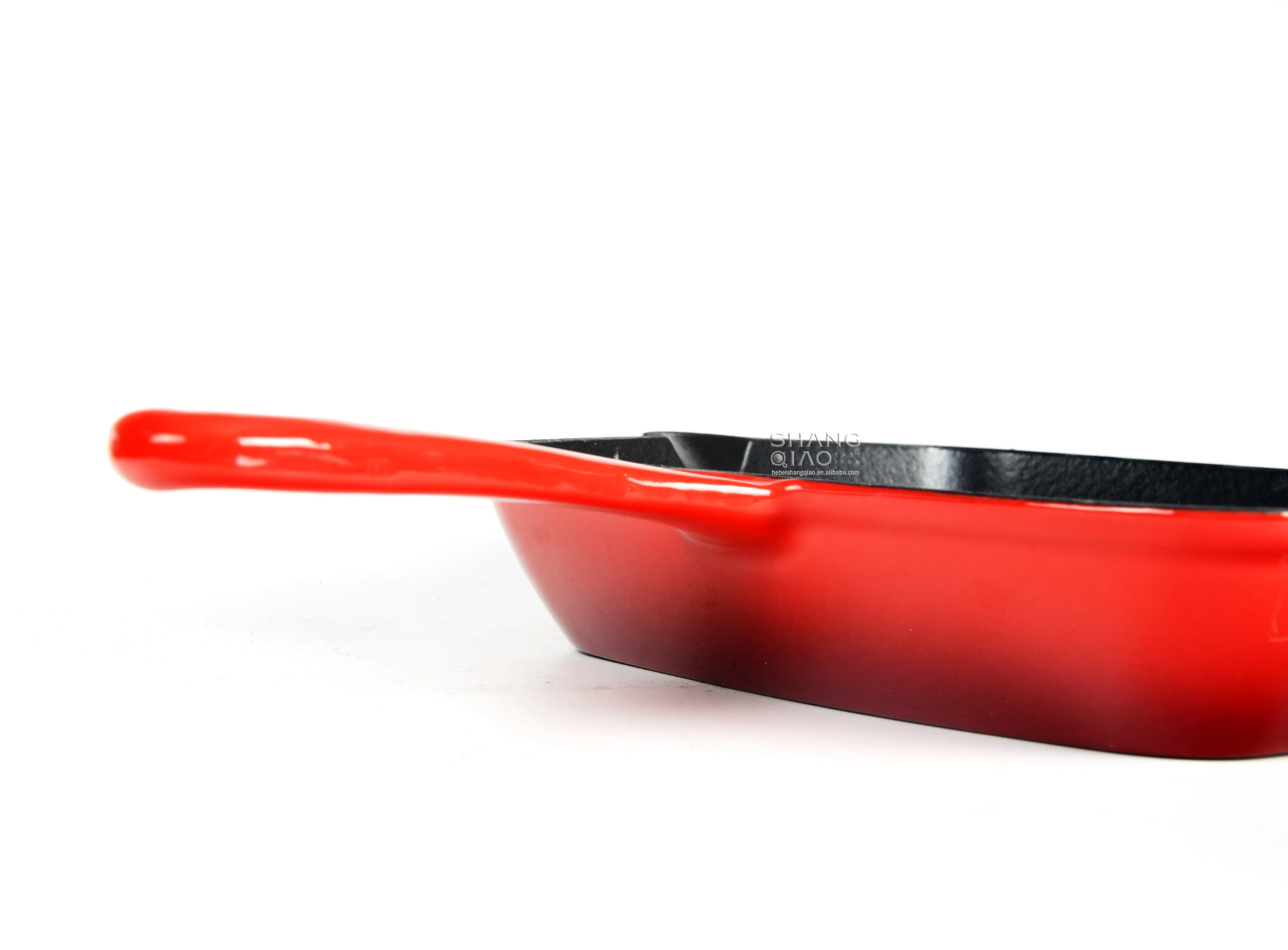 Чугунная эмалированная сковорода-гриль квадратная с лопаткой