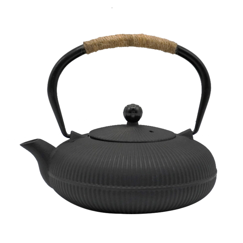 Чайник чугунный эмалированный 800 мл с ситечком