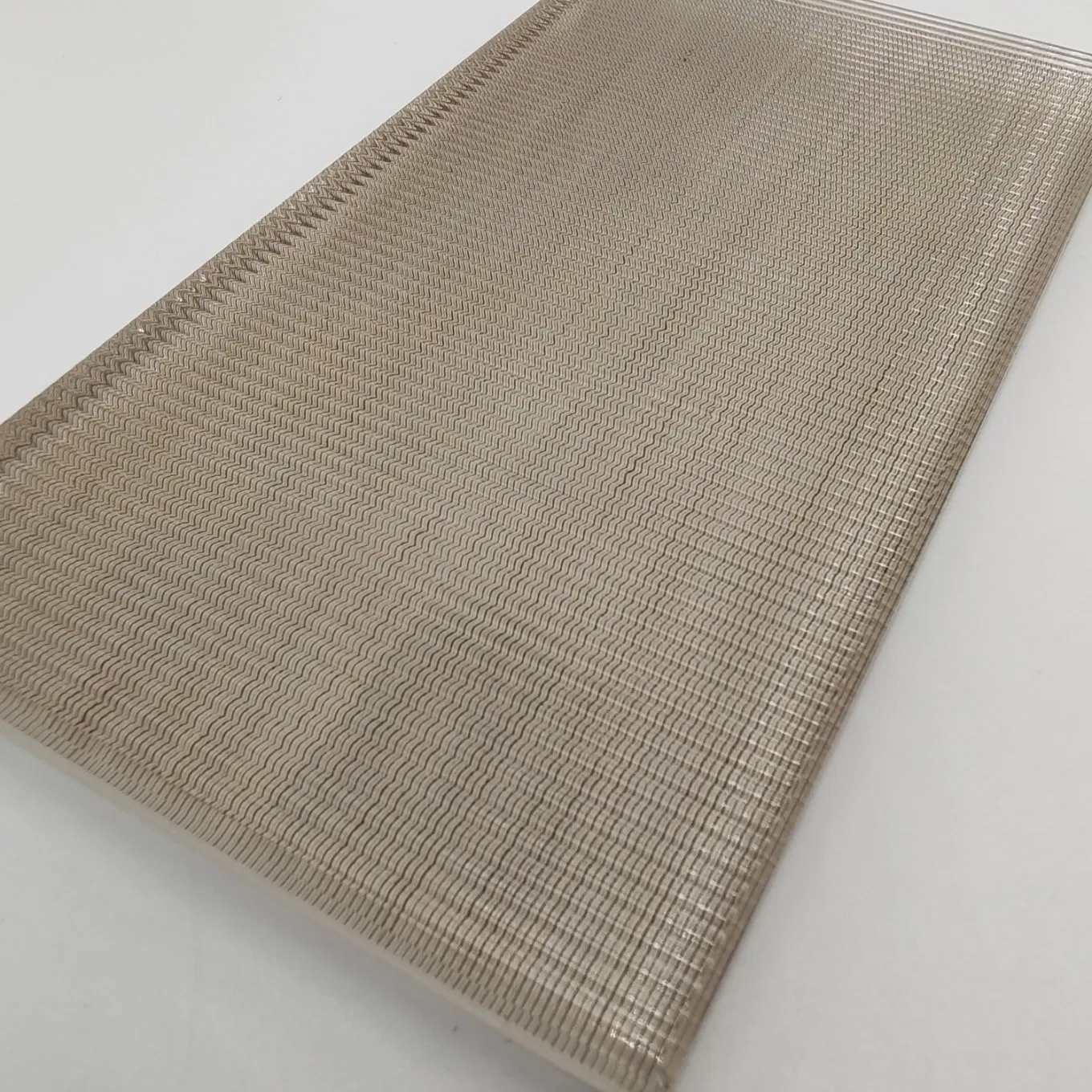 High-Quality Laminated Glass for Modern Foyers and Entrances