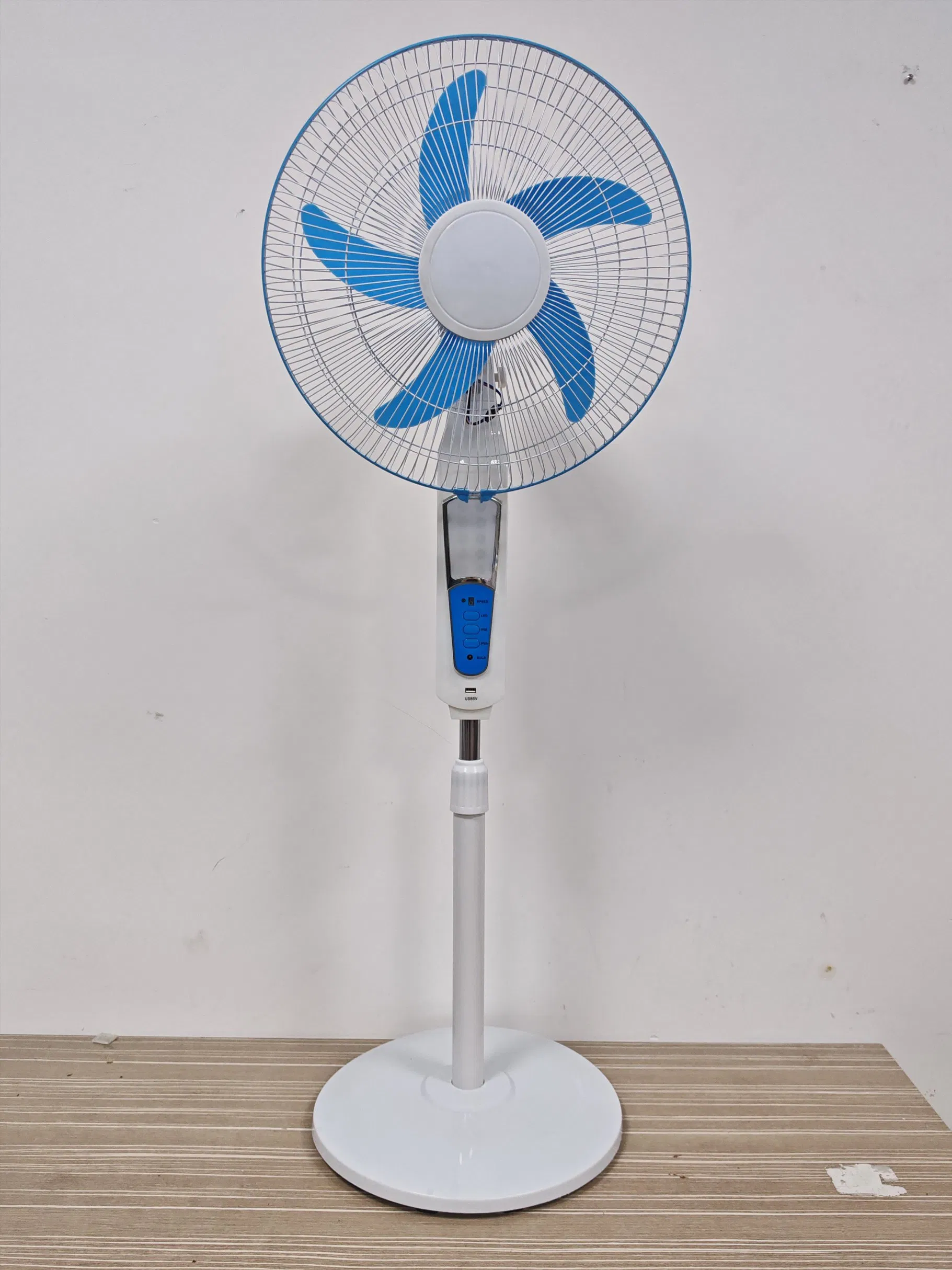 Remote Solar Rechargeable Lithium Battery Stand Fan with 9 Speed and Bulb