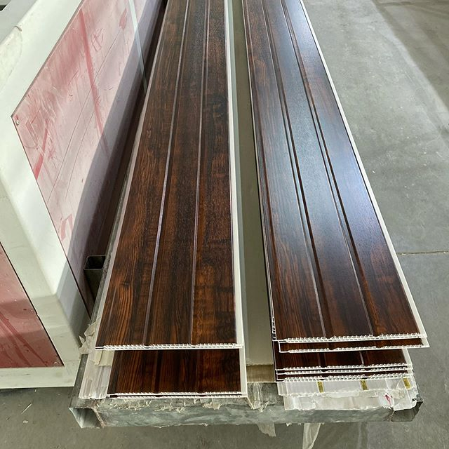 Printing Hot Foil PVC Ceiling Panel Laminate Wooden Color UV Wall Marble Sheet Silver Chrome Wall Panel Pure White Brilliante High Gloss Golden PVC Lambri