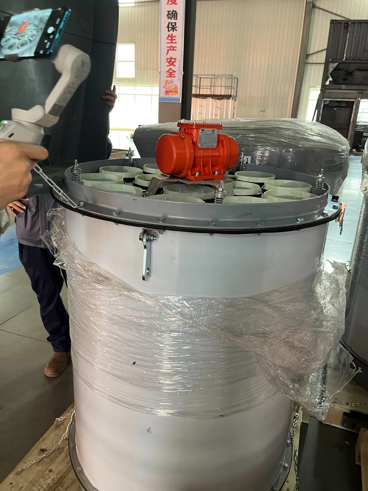 Sddom Factory Supplier Dust Remove System Rectangle Type Vibrating Dust Collector