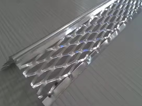Australia Standard Expanded Metal Angle Bead Mesh Aluminum Corner Bead