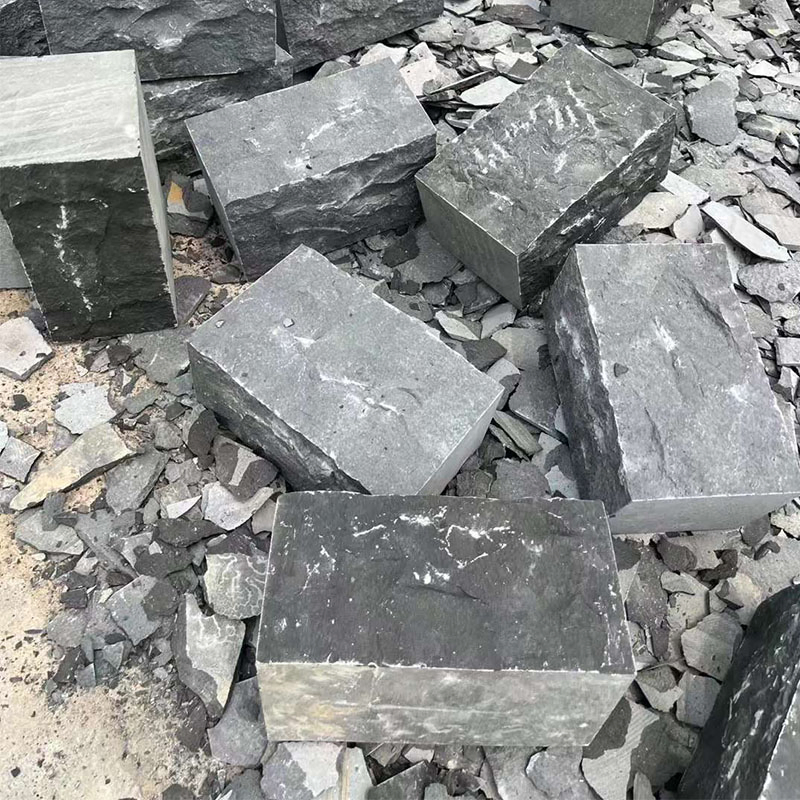 All Sides Split Black Basalt Standard Kerbstone