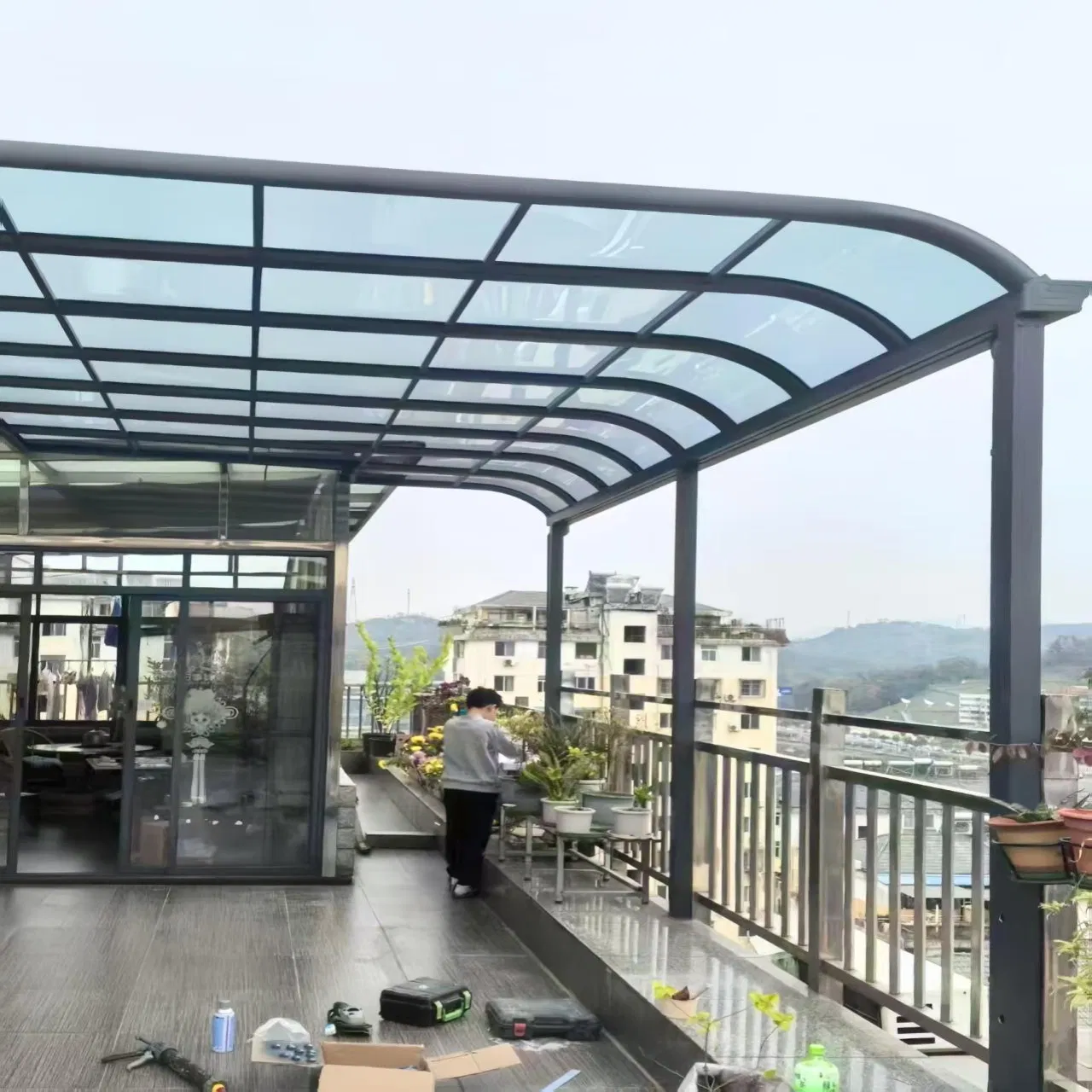 14. Factory Price Caravan Carport Glass Door Window Awning Outdoor Aluminium Roof Canopy Canopy Corrosion-Resistant for for Villa Use