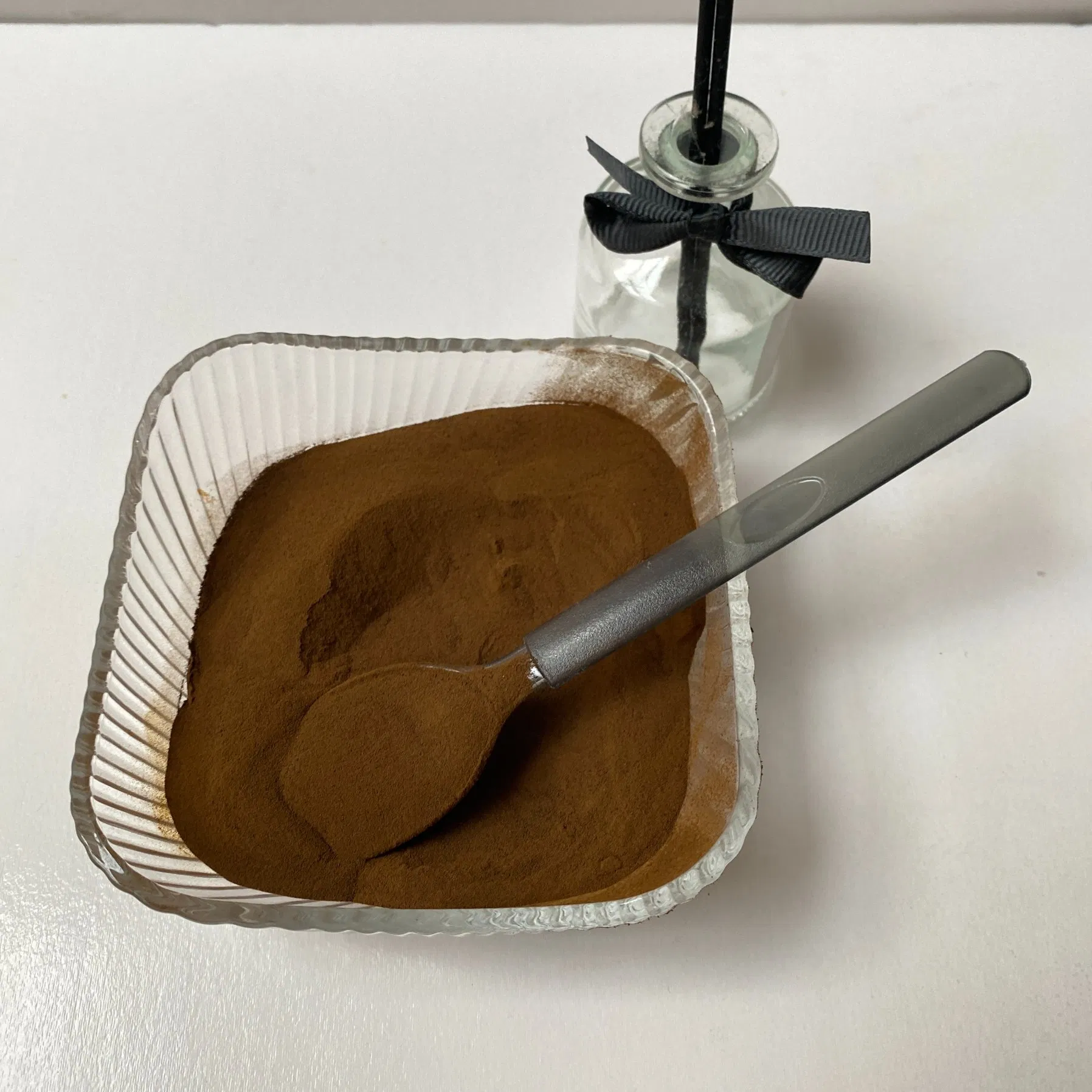 Sodium Lignosulfonate, a Brownish Powder, Is a Concrete Water Reducer and Boiler Scale Remover