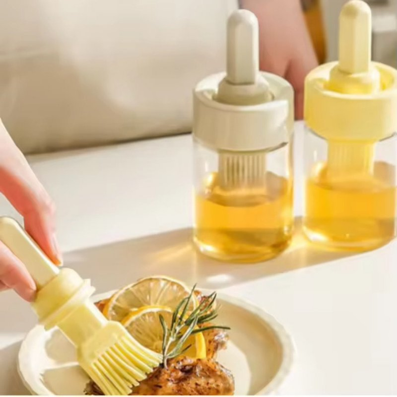 Eco Friendly Wooden Handle Oil Bottle Brush for Safe and Effective Cleaning of Reusable Kitchen Oil Containers