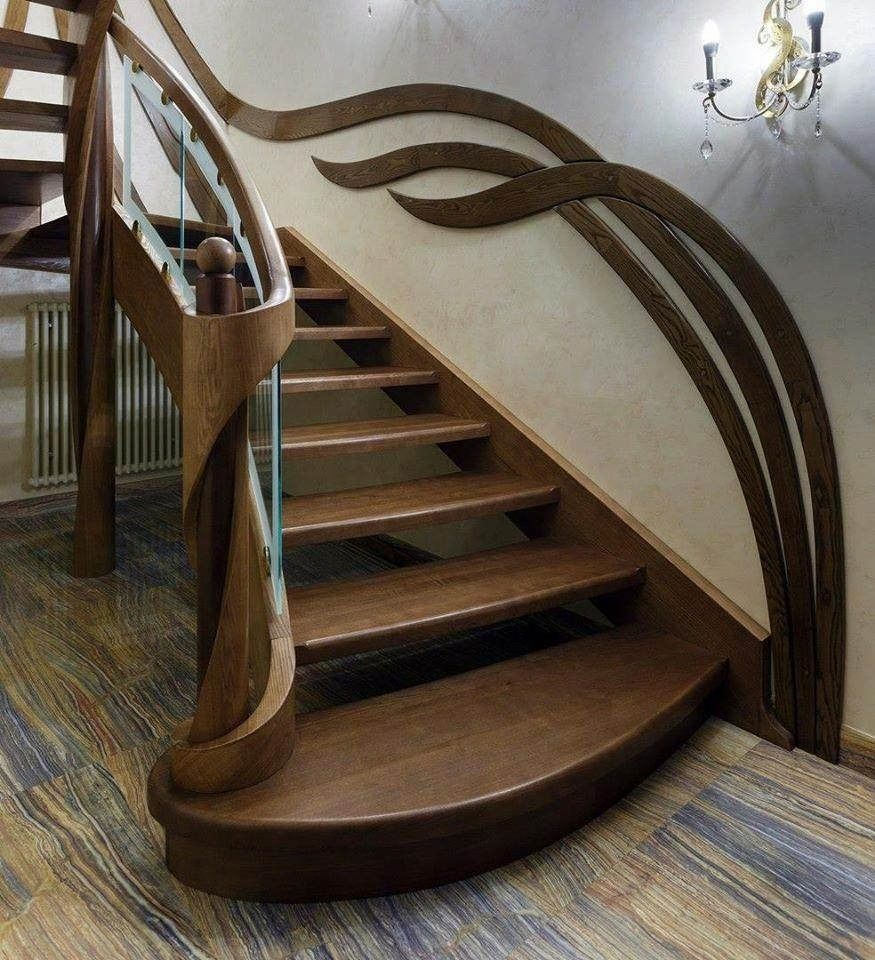 Retro-Style Curved Stairs Solid Wood with Easy DIY Installation Curved Type Featuring Curved Glass Handrails