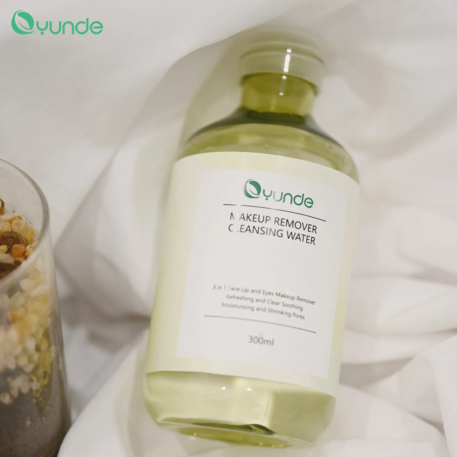 Oyunde 3-in-1 Face Lip and Eyes Clear Soothing Makeup Cleansing Water