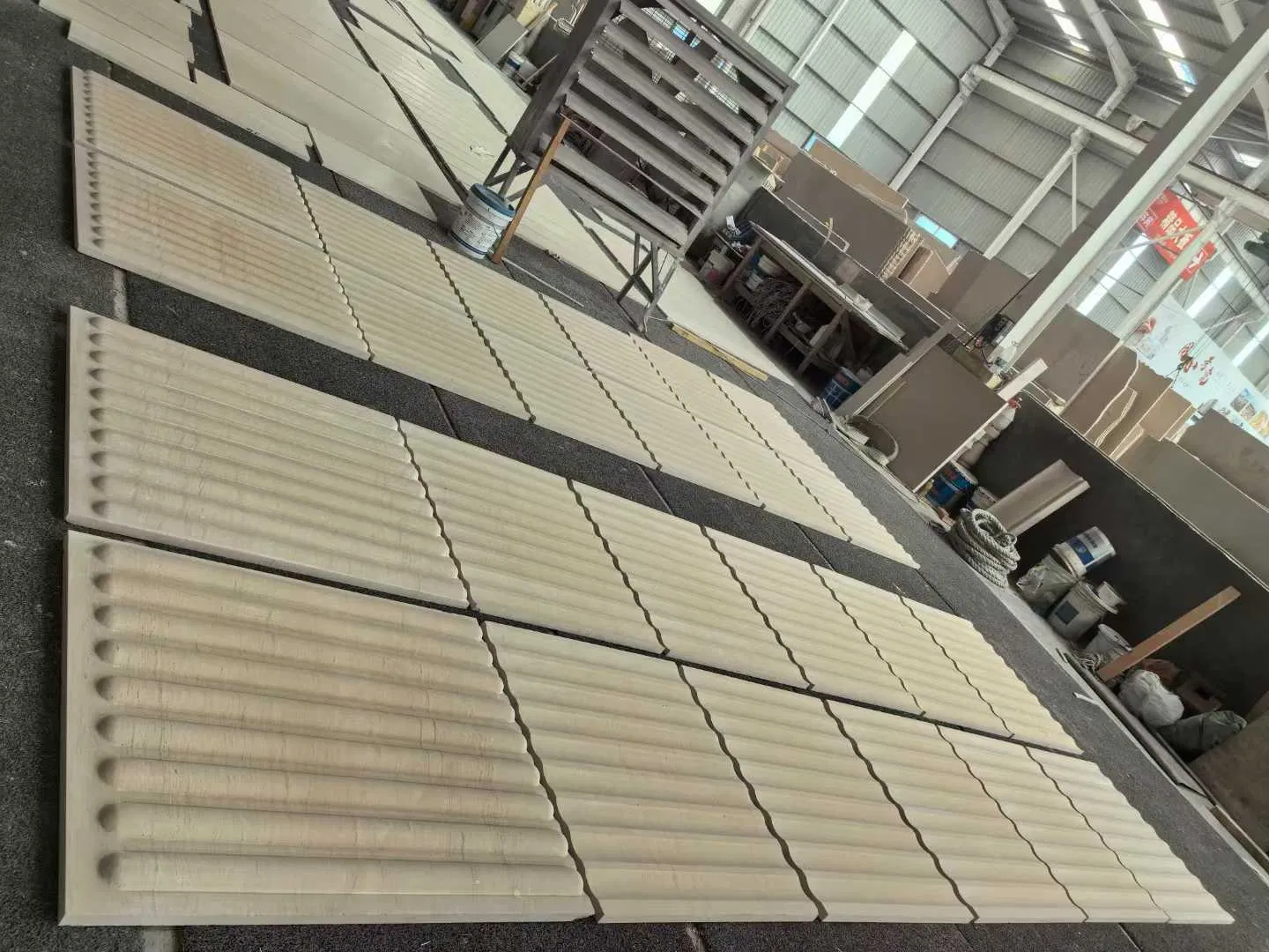 Beige Wooden Limestone Marble Slasb for Wall Cladding Tiles Pillar Decoration