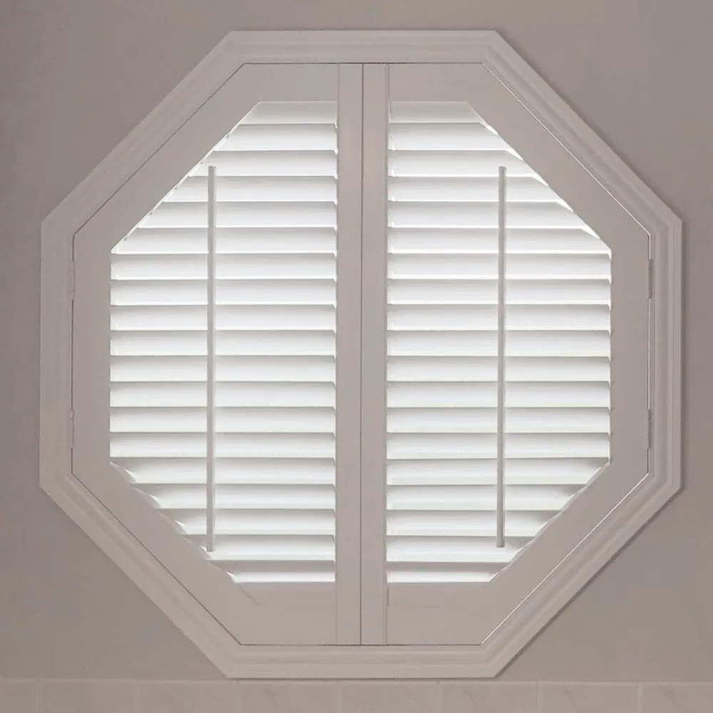 Factory Direct Modern Decorative Basswood Wood Shutter Blind for Living Room Plantation Shutters Window Shutter From China