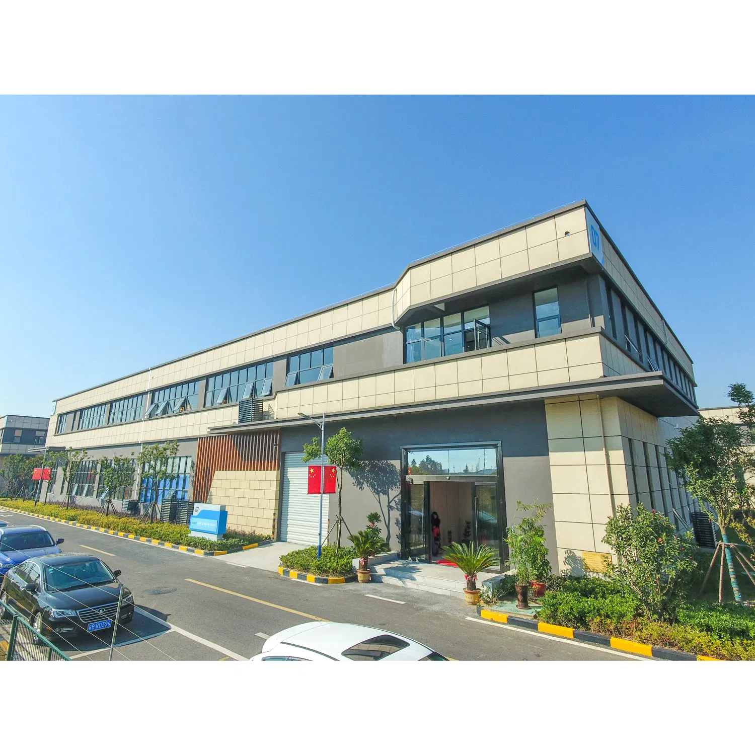 Green Color Simple Design Product Information Printing Oil Packaging Label Rolls