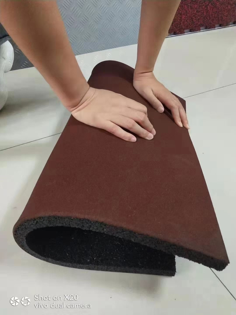 400X400mm Anti Slip and Noise Absorb Different Color Waste Tyre Rubber Paver