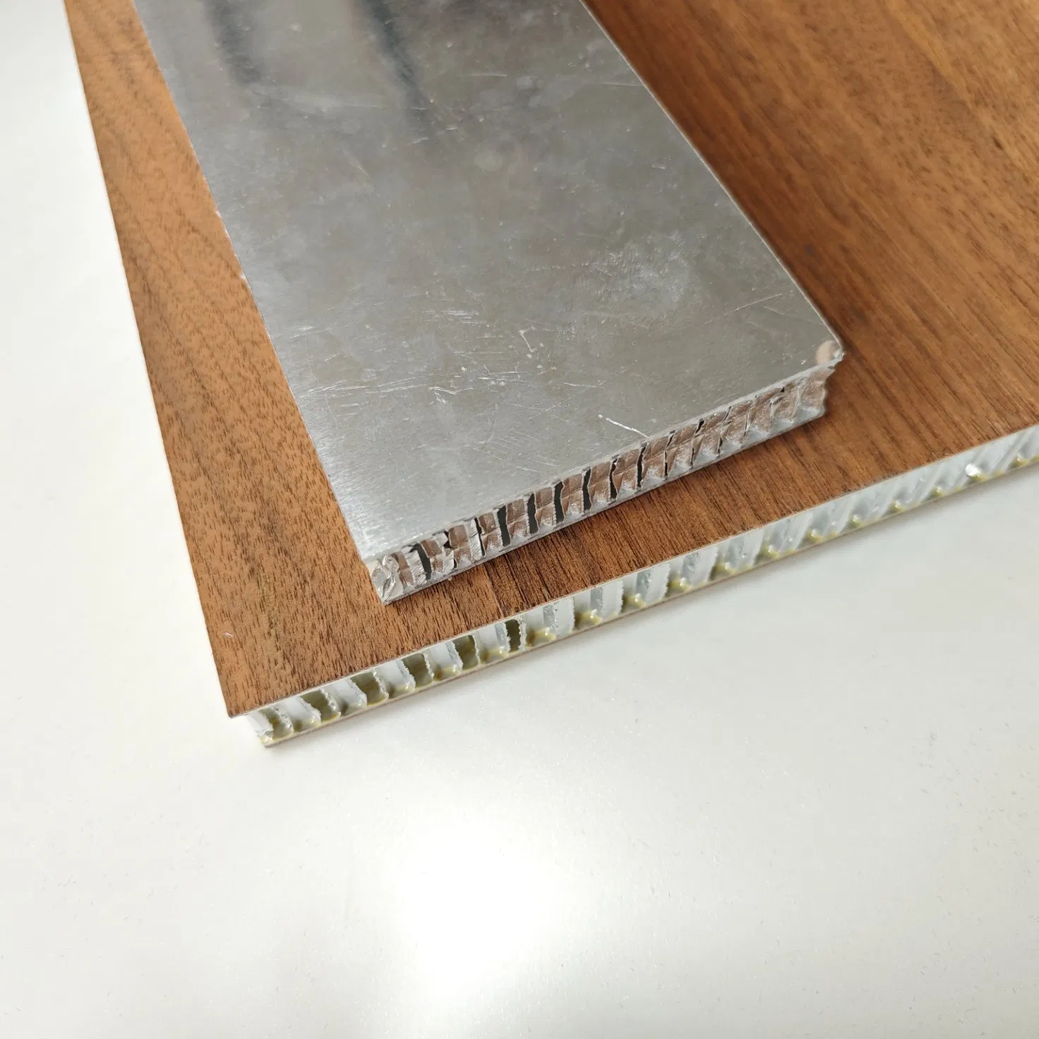 Sandwich Wall Panel Aluminum Honeycomb Ceiling Panel Durable Sandwich Panel with Honeycomb Core for Temperature Extremes Aluminum Sandwich Panel