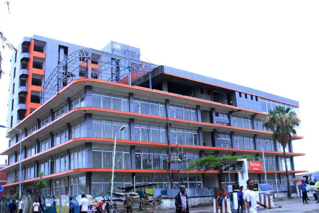 Aluminum Casement Folding Door with Frosted Tempered Glass