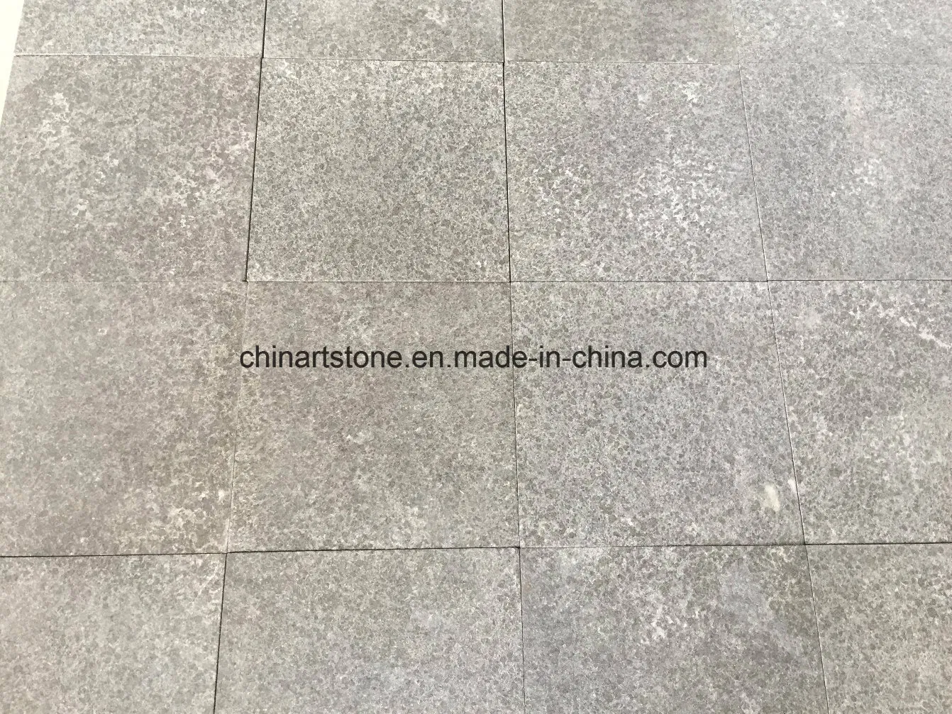 China Flamed Pearl Black Granite Tile for Garden Paving