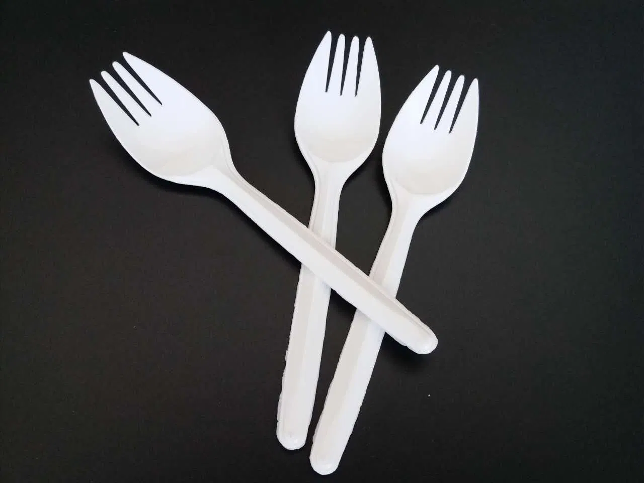 White Plastic PP Fork for Takeaway Use