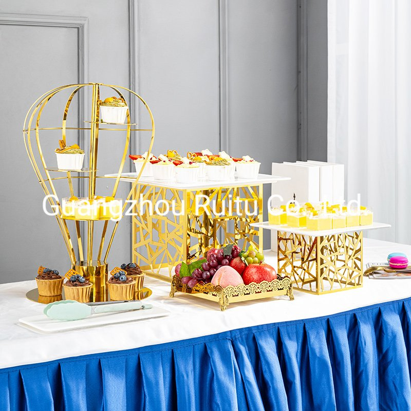 Декоративная подставка для десертов Golden Dessert