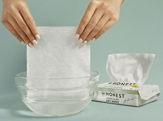 OEM Cleaning Spunlace Wipes Wet Antiseptic Cooling Without Alcohol OEM Soft Pack 30-80GSM Cooling OEM Soft Pack Baby Towel Baby Skin Wipe Clean Cloth