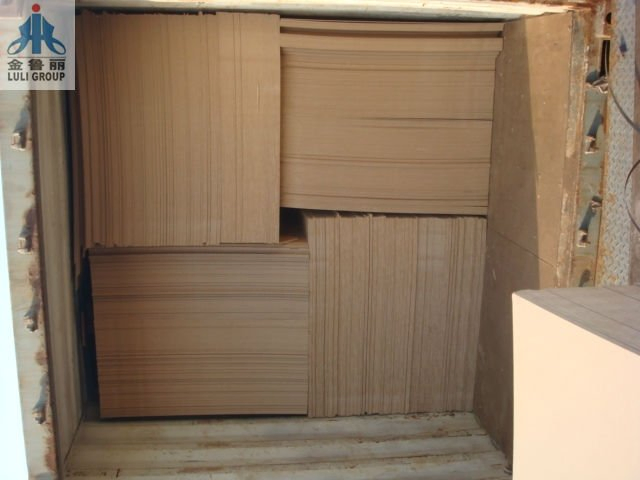 1220X2440 Melamine MDF Medium Density Fiberboard Competitive Price for Closet and Doors